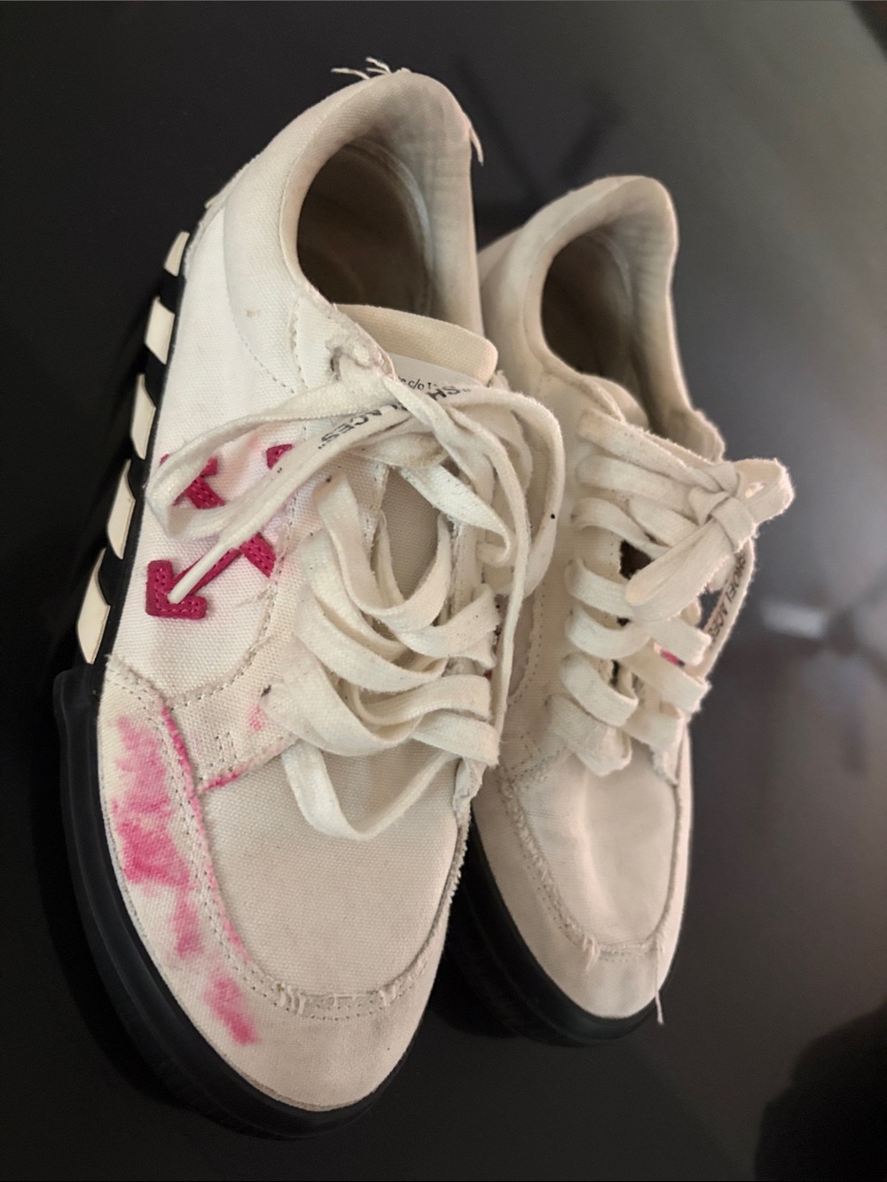 Off-White Low Vulcanized canvas sneakers